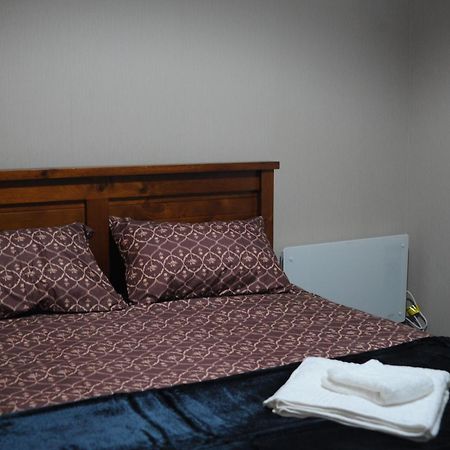Endeavour Adventures Apartment Хамилтън Екстериор снимка